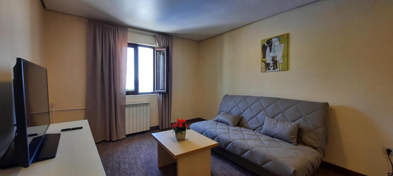 Ambassador Apartments Petrovac Dış mekan fotoğraf