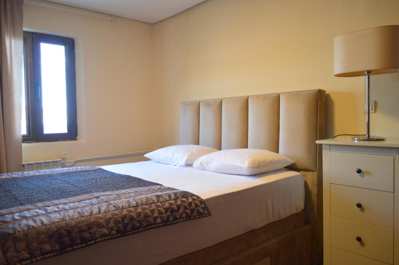 Ambassador Apartments Petrovac Dış mekan fotoğraf
